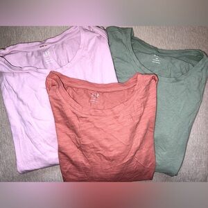 GAP Tee’s Size XXL